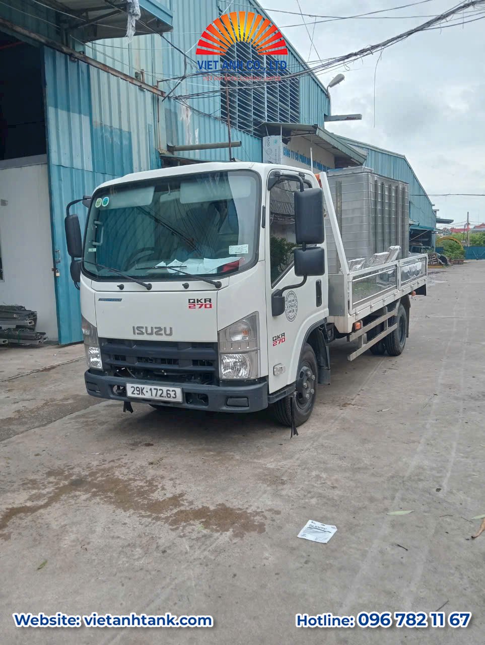 Hỗ trợ khách hàng sau cơn bão Yagi