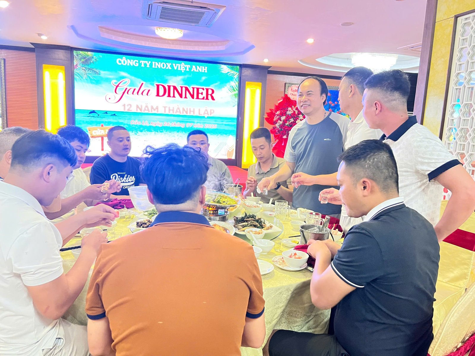 Gala Dinner kỉ niệm 12 năm thành lập Bồn bể Inox Việt Anh