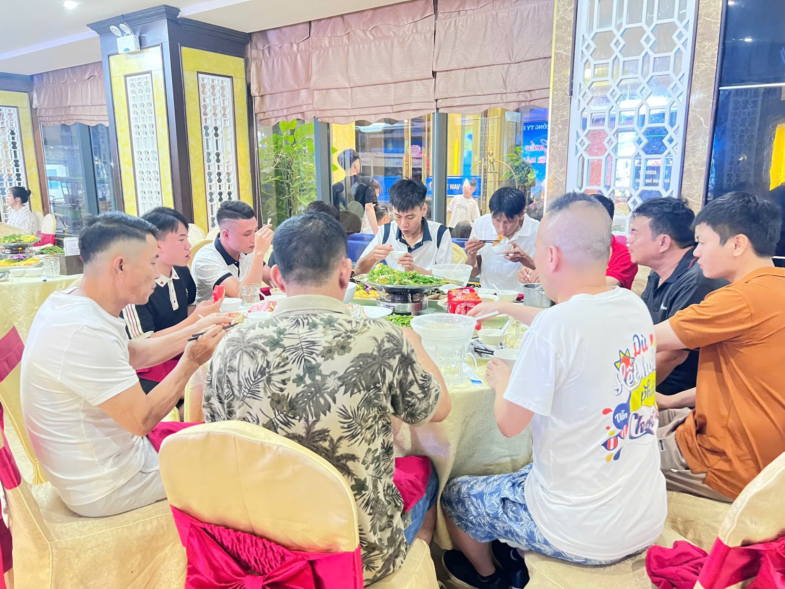 Gala Dinner kỉ niệm 12 năm thành lập Bồn bể Inox Việt Anh